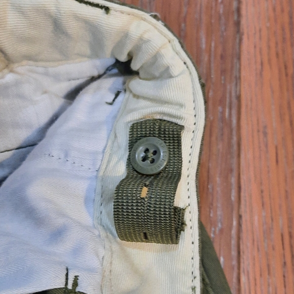 GAP Khaki Pants Boys - Picture 2 of 3